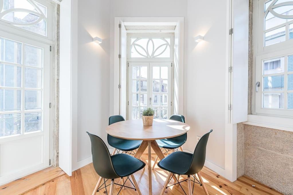 Ferienwohnung Cedofeita Balcony Porto Exterior foto
